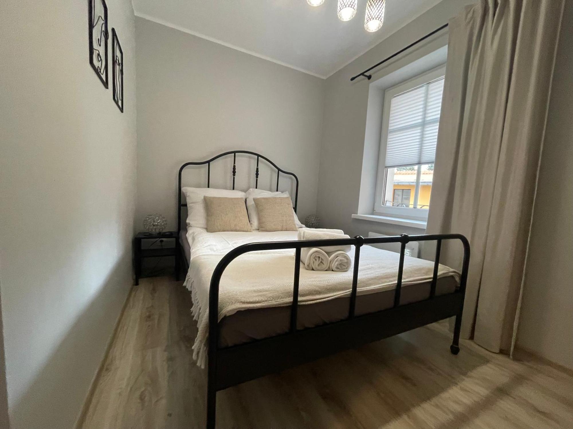 Apartament Przy Cieplickich Tezniach Jelenia Góra Kültér fotó