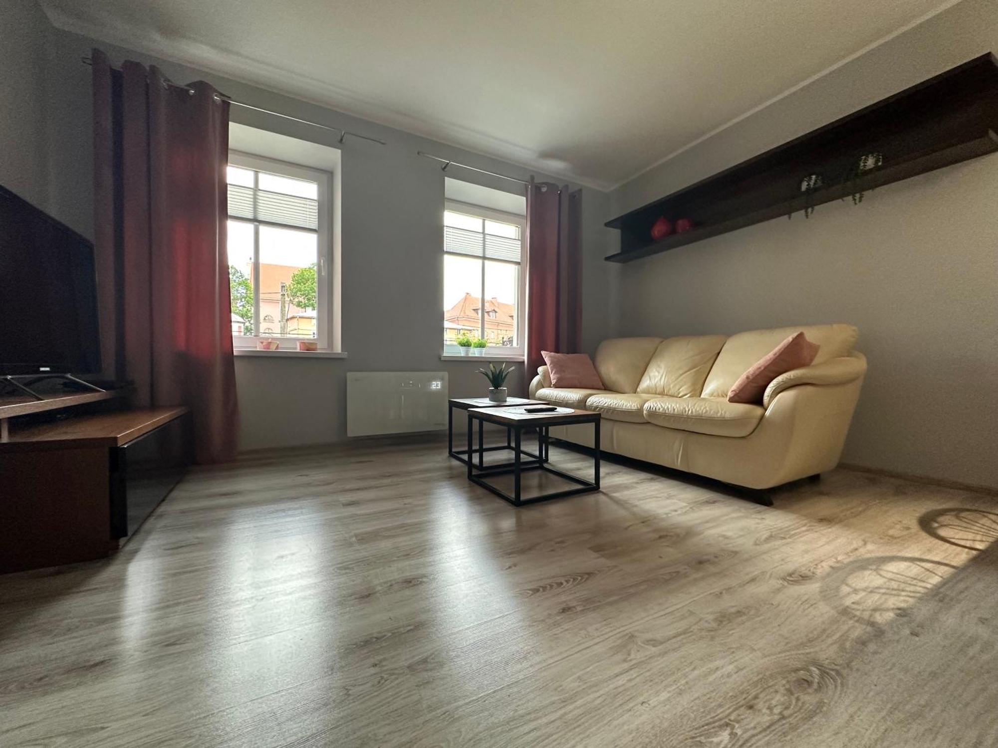 Apartament Przy Cieplickich Tezniach Jelenia Góra Kültér fotó
